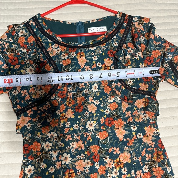 Ivy City Co Naomi Dress - Picture 10 of 11